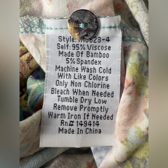 JOHNNY WAS Rivoray Floral Short Sleeve Polo Tee Women's Size Large BOHO - Picture 9 of 12